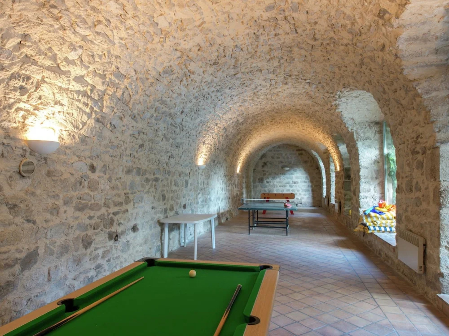 Deluxe Apartment in Saint-clair With Swimming Pool