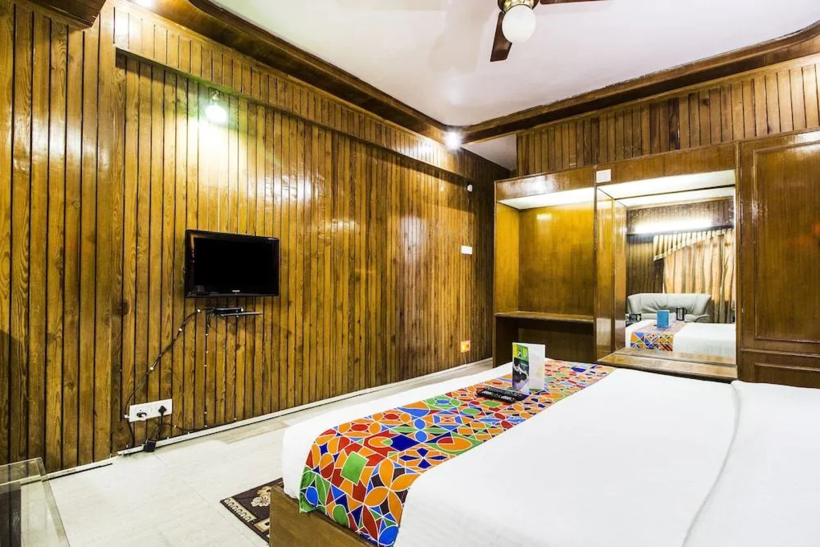FabHotel Mayfair Inn