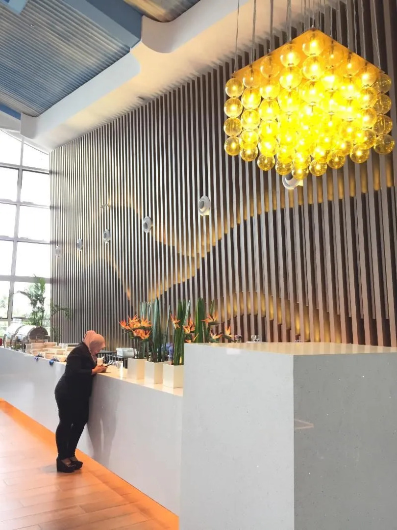 Forest City Marina Hotel