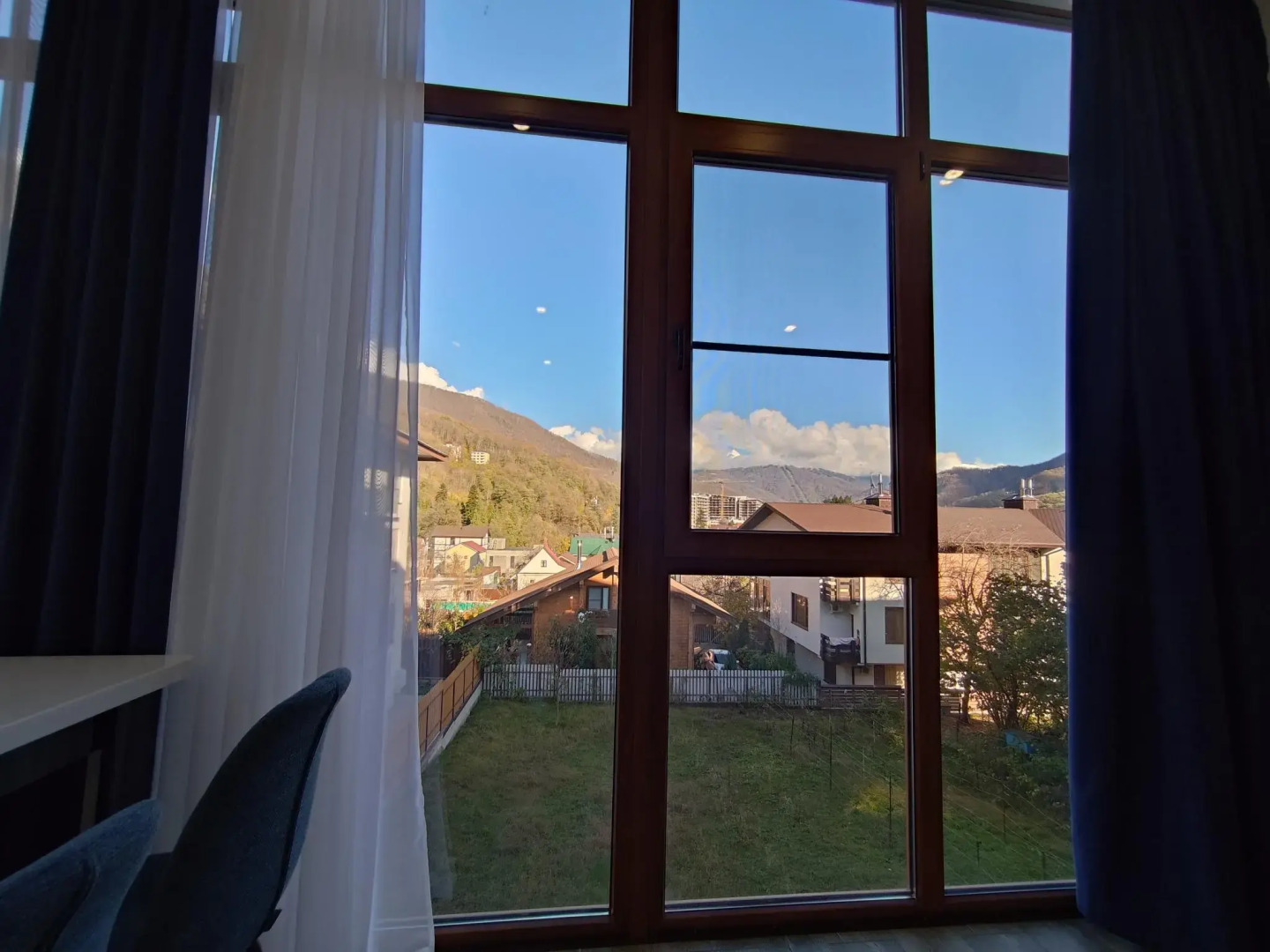 Апартаменты Жить в Горах на улице Турчинского 85