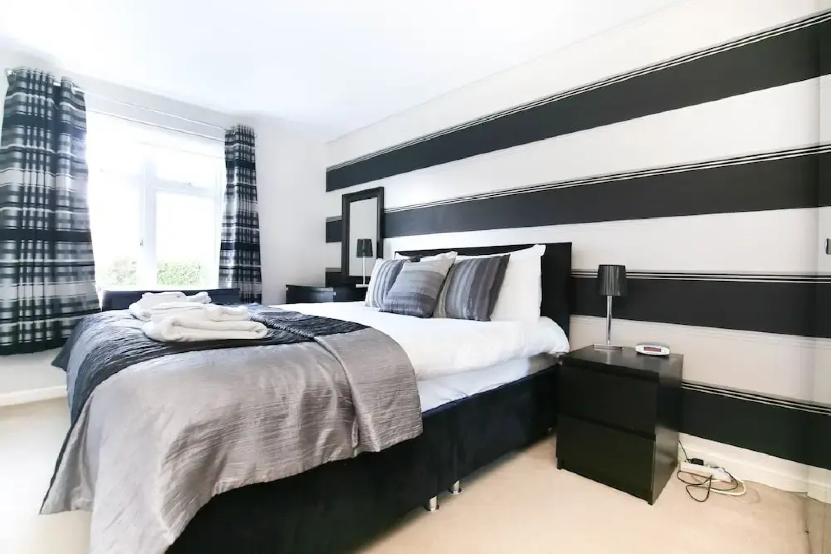 Week2Week Stunning 2 Bed Tynemouth Apartment