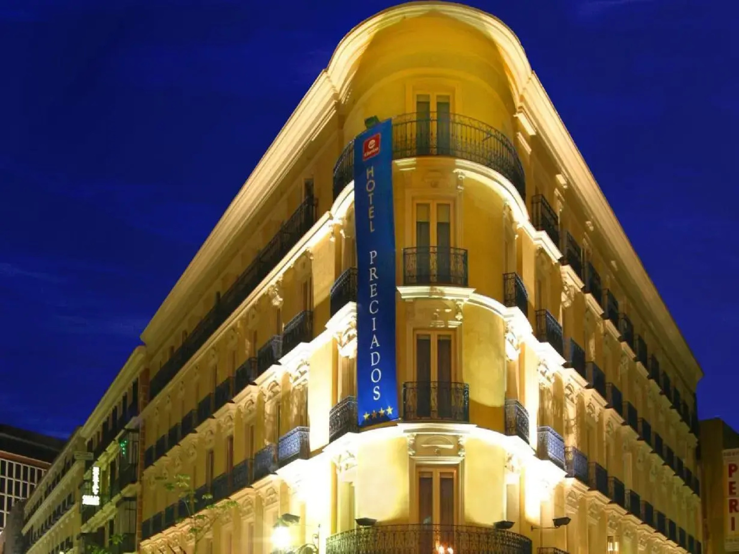 Hotel Preciados