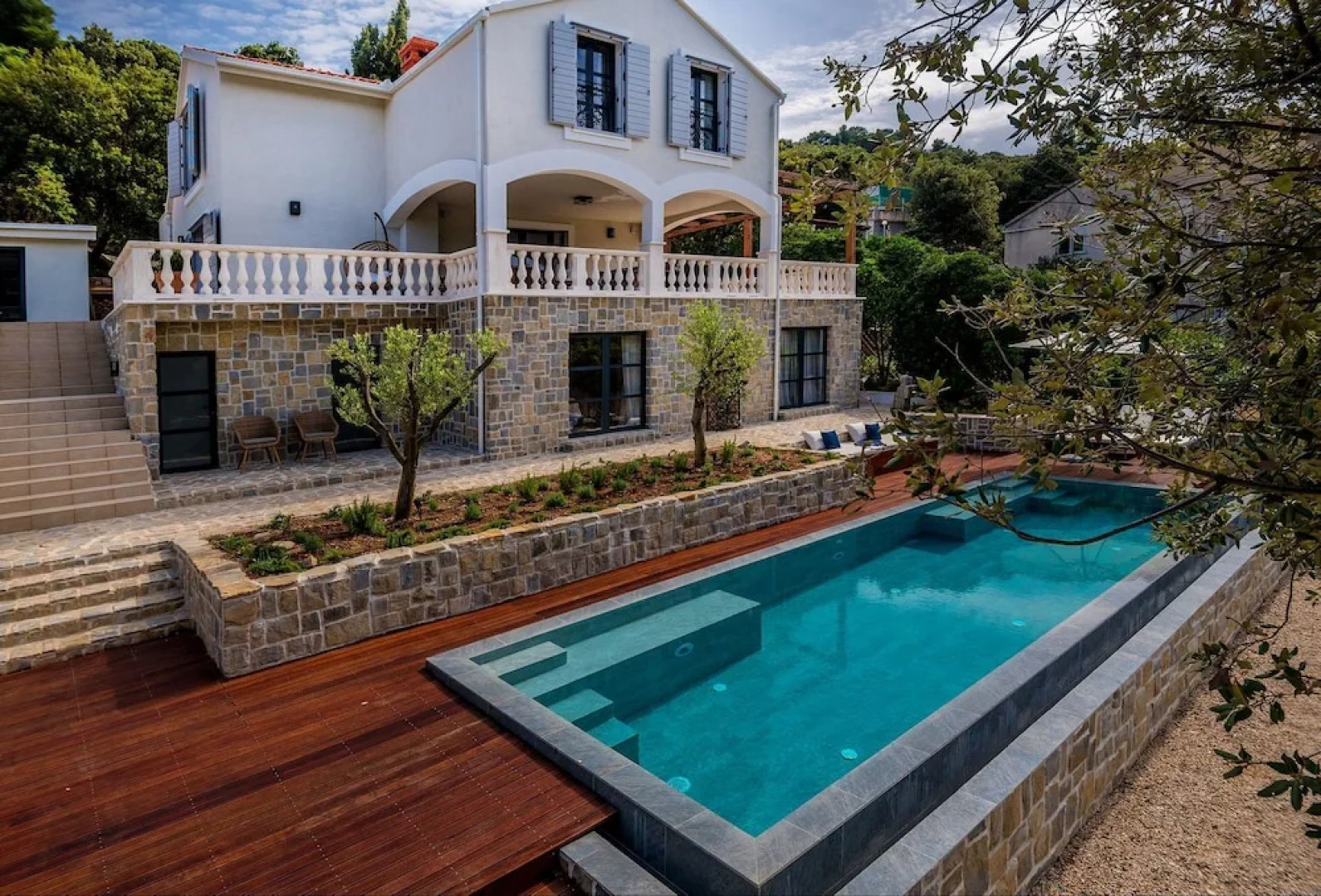 Beachfront Villa Feodora Grande