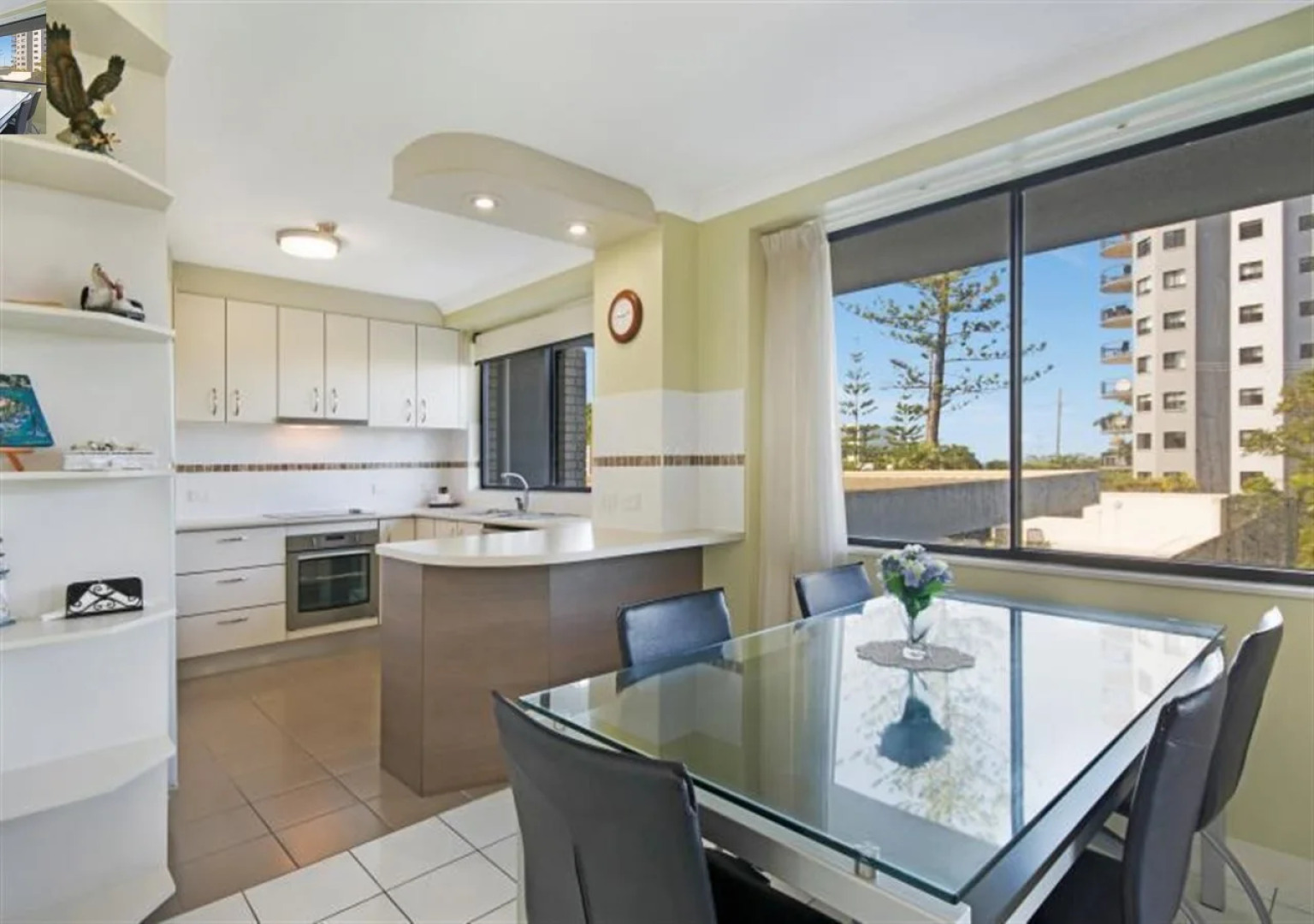 Burgess @ Kings Beach Apartments