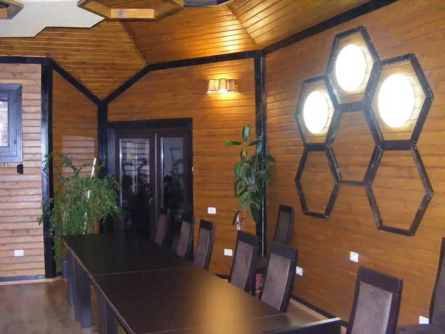 Hillden Lodge & Restaurant