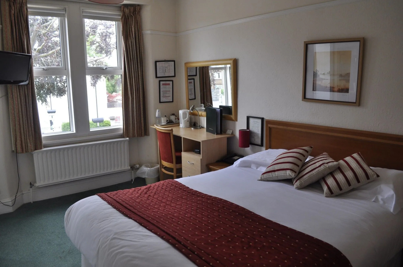 Hayward’s at the Grasmere