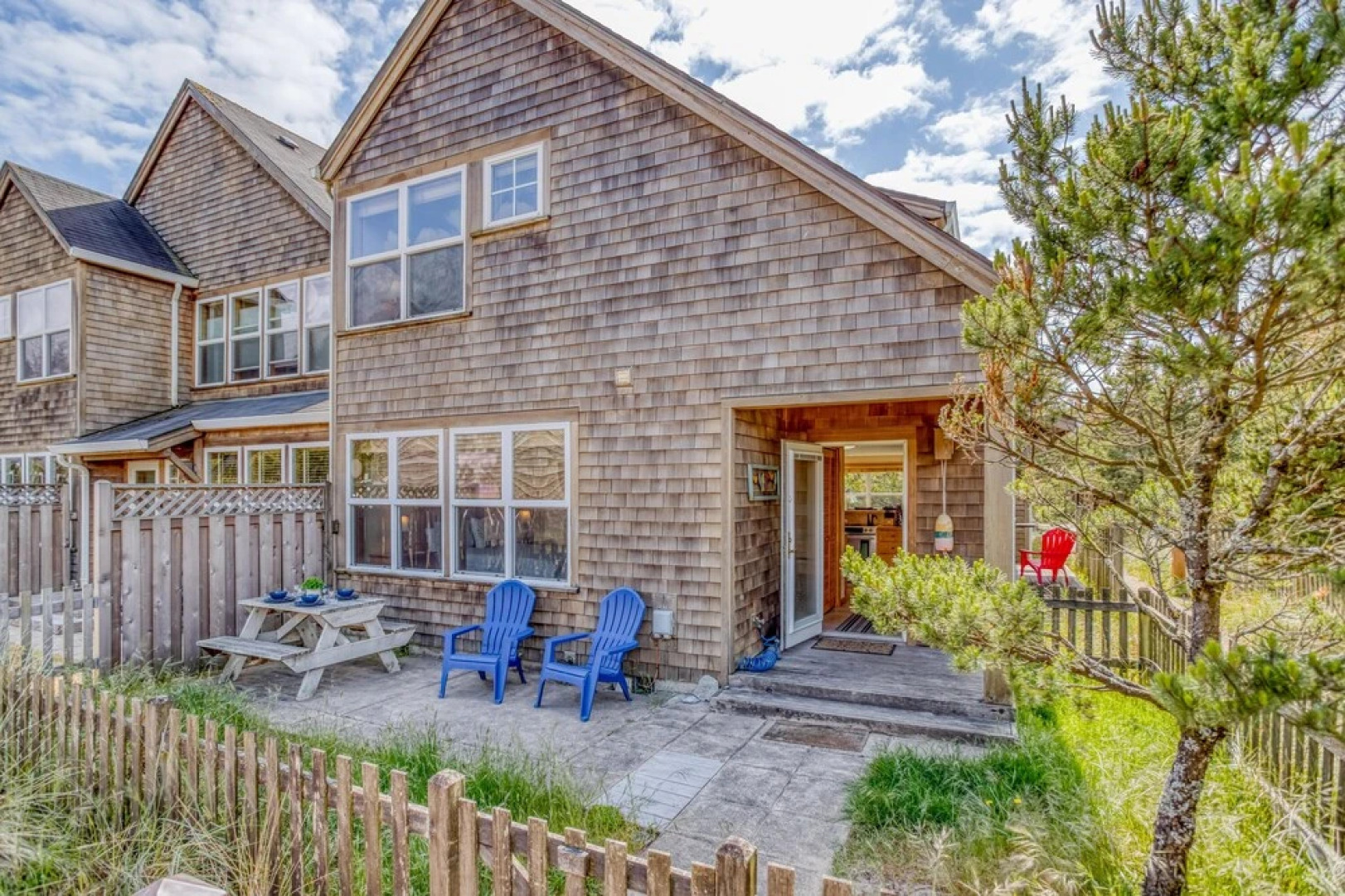 Seas The Day Pacific City