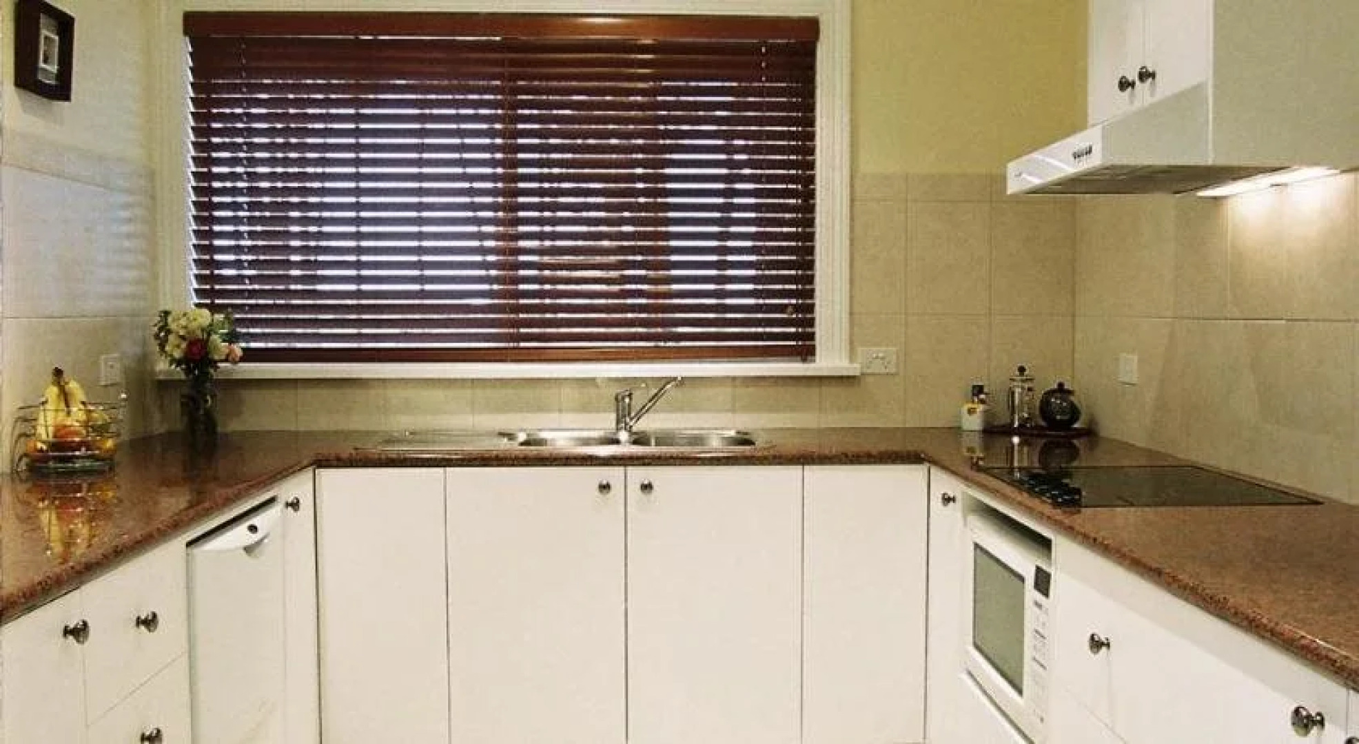 Waverley House Cottages