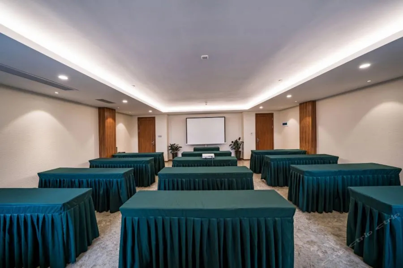 West City International Hotel