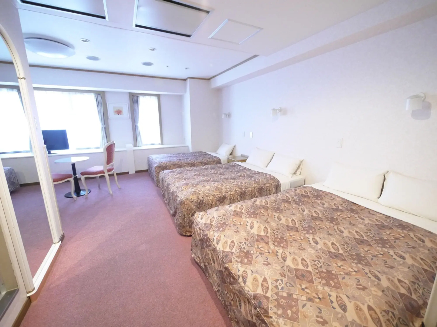 U Community Hotel