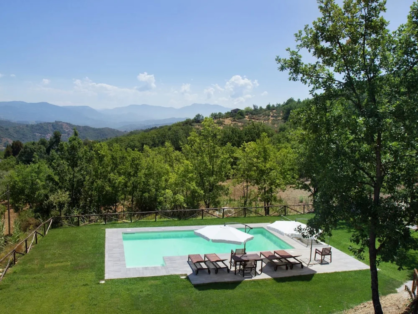 Adorable Holiday Home in Santa Lucia with Swimming Pool