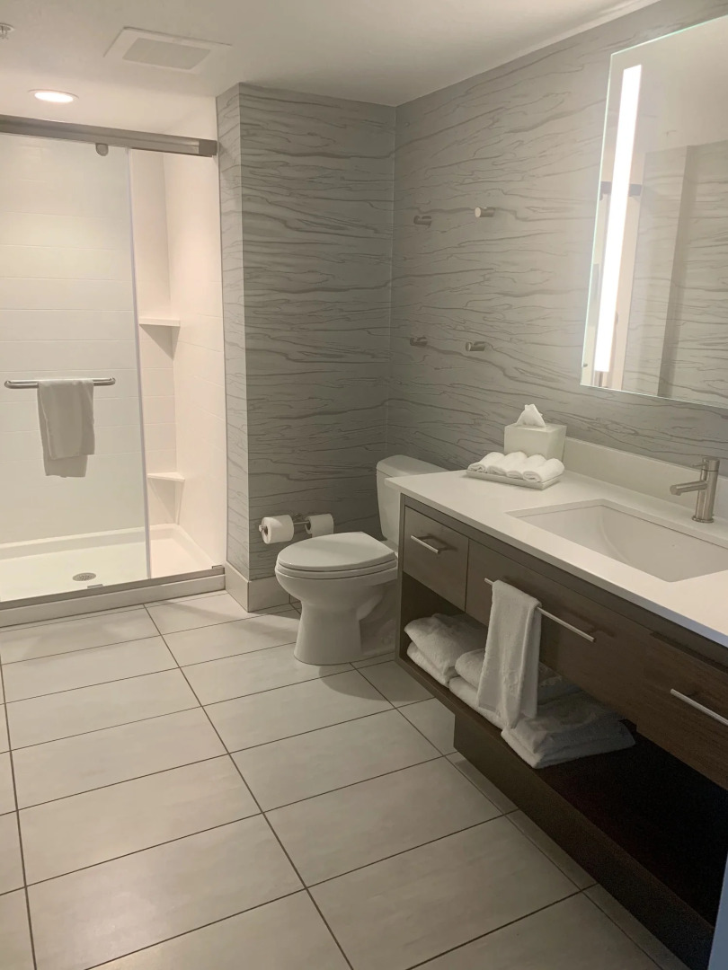 Home2 Suites by Hilton KCI Airport