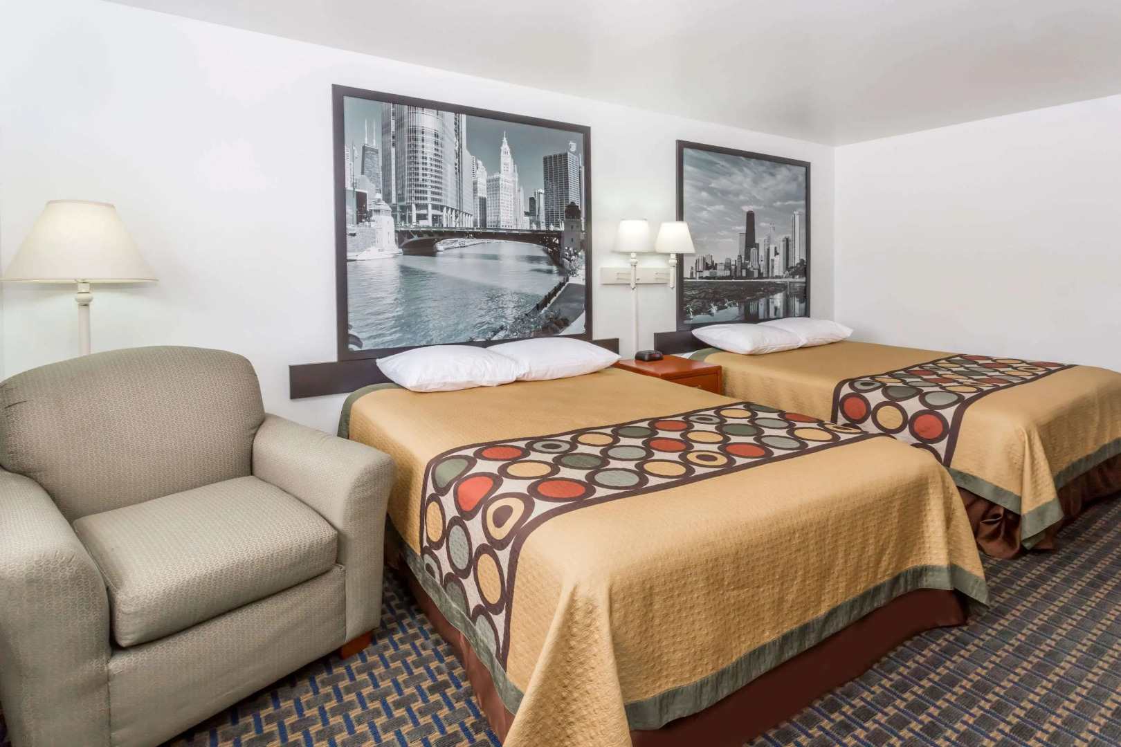 Super 8 by Wyndham Rock Falls Sterling Area