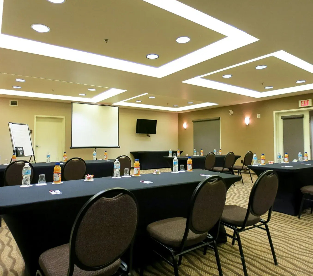 Comfort Suites Saskatoon