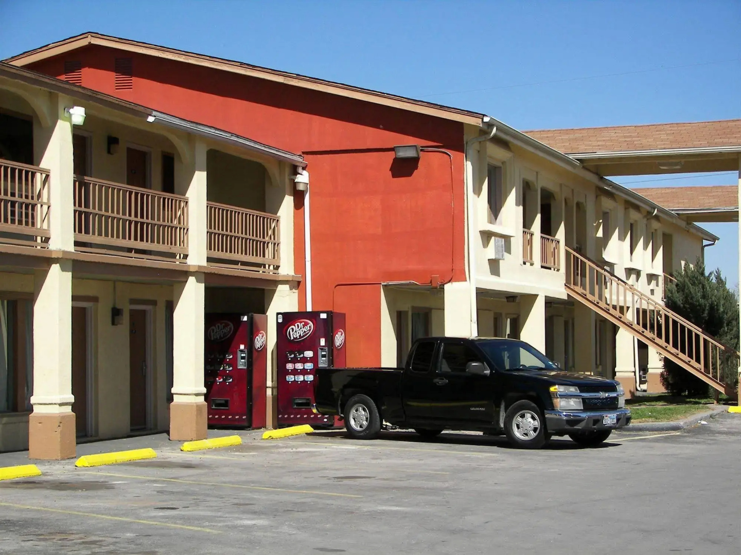 Quest Inn