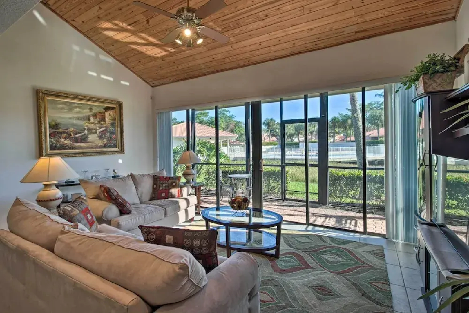 1 Mi to PGA Golf: Retreat w/ Pool in Palm Beach