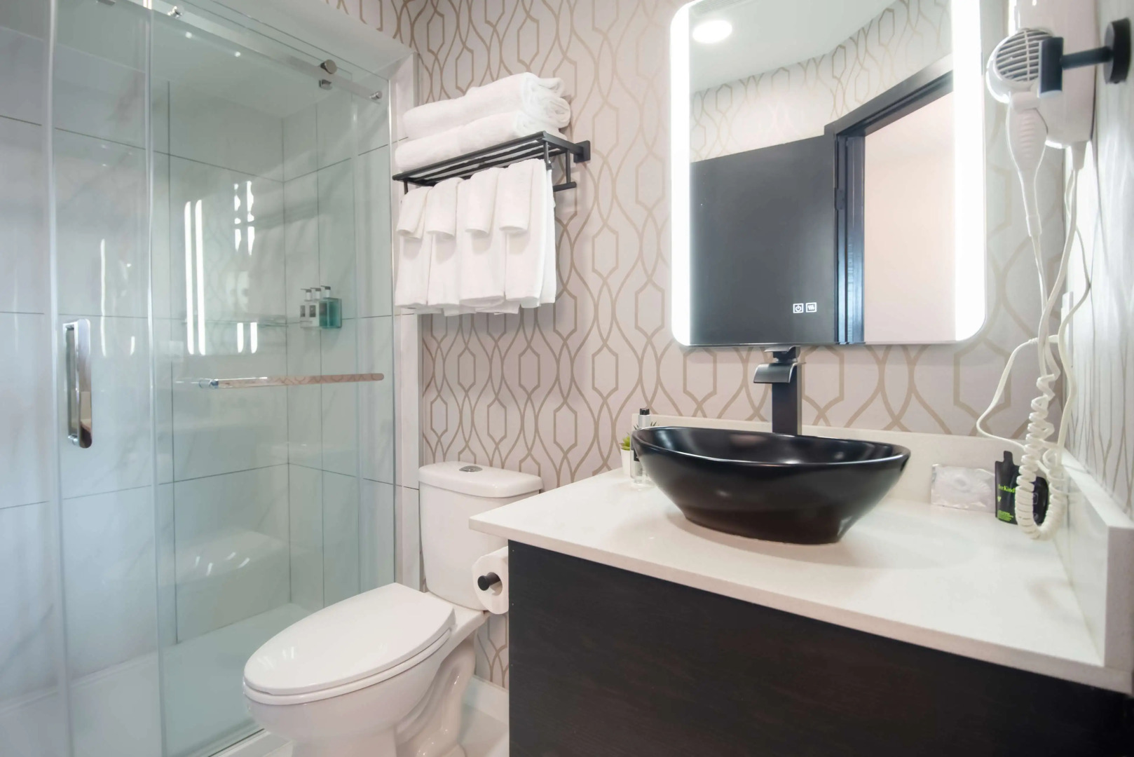 Coast Courtenay Hotel