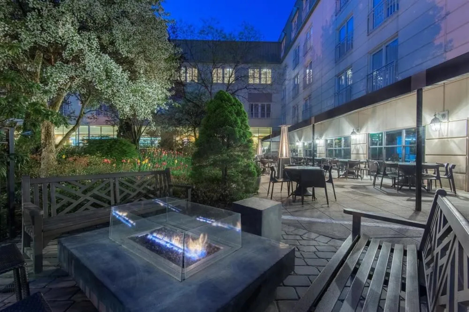 Wyndham Hamilton Park Hotel and Conference Center