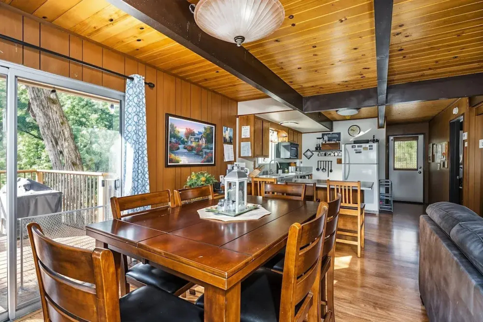 Cozy Cabin On The Cove - Lakefront with Private Dock by Yosemite Region Resorts