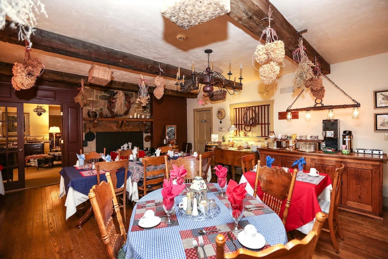 Deer Creek Winery and Watson Estate Bed & Breakfast