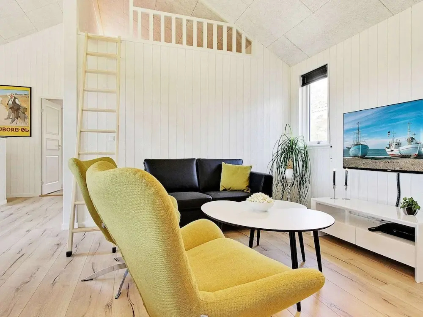 19 Person Holiday Home in Nexo