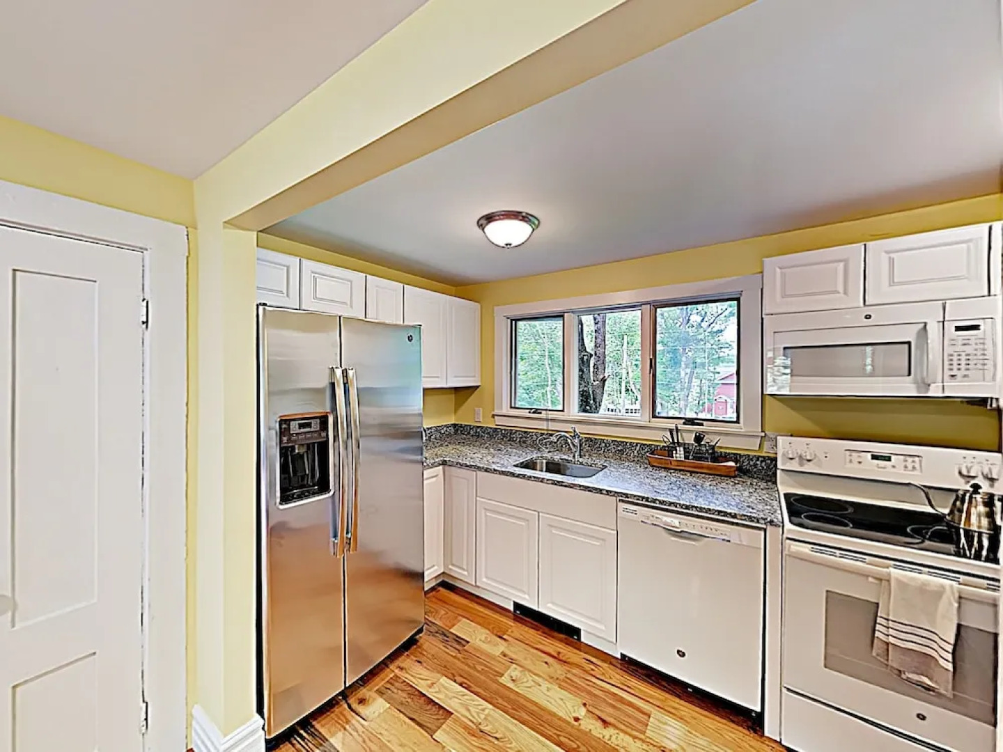 New Listing! Coastal Gem W/ Decks, Walk To Harbor 3 Bedroom Home