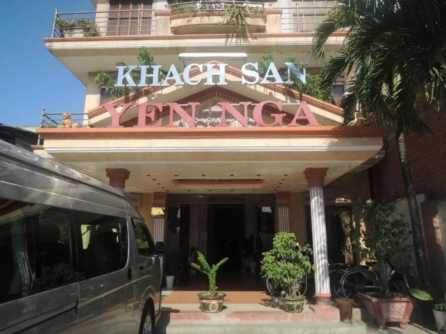 Yen Nga Hotel