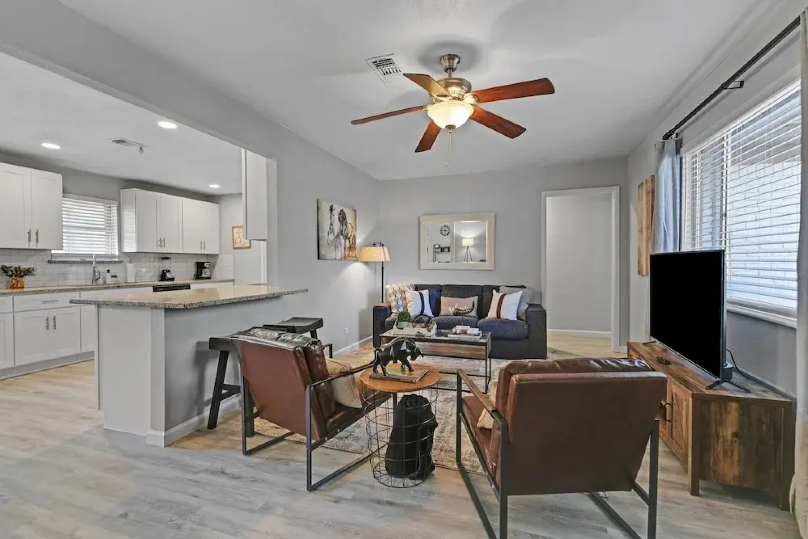 Beautiful Pet Friendly Home In Central Location! 4 Bedroom Home by Redawning
