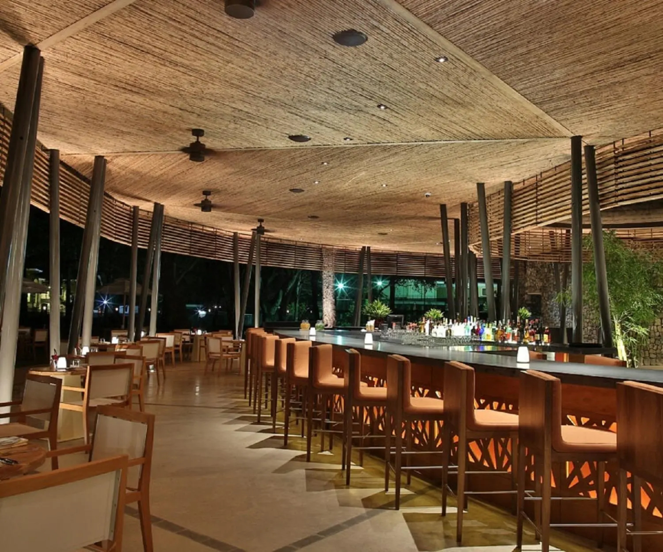El Mangroove Papagayo, Autograph Collection