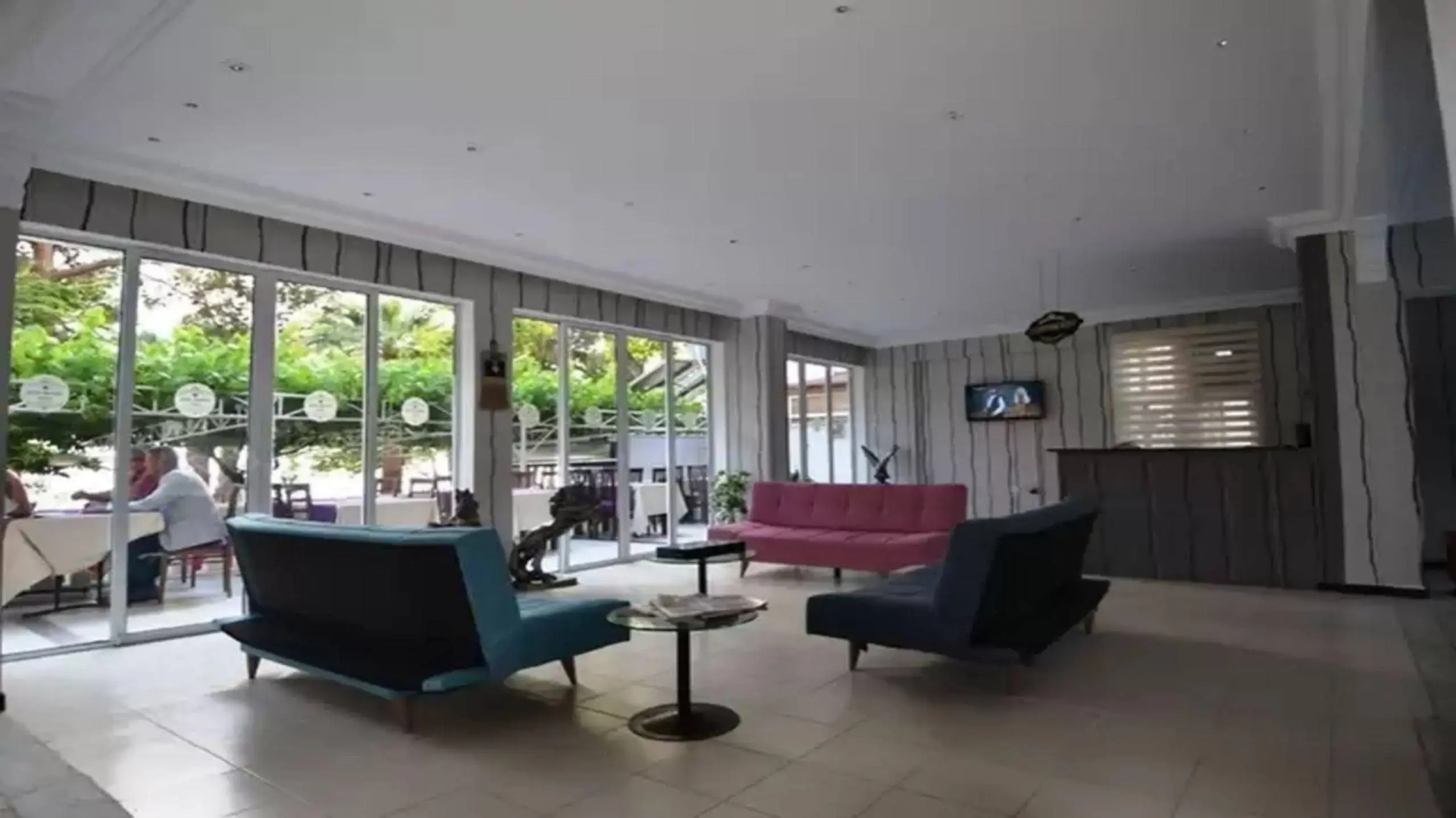 Tuana Hotel
