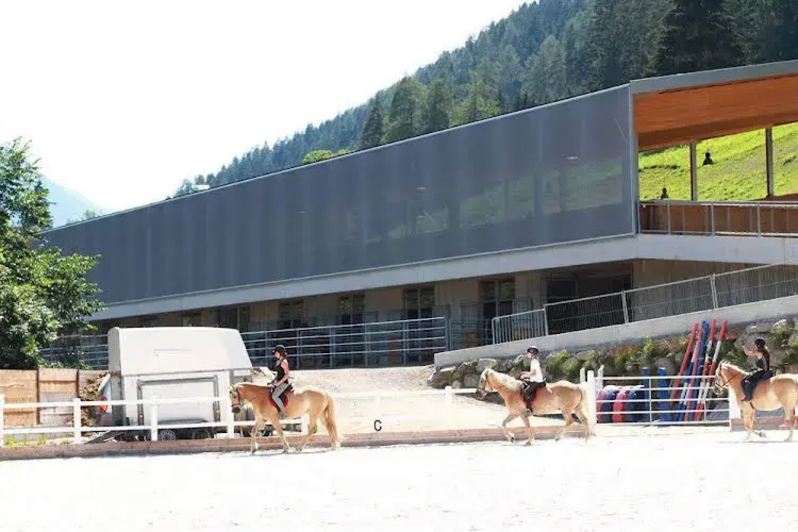 Hotel Atzinger - Family Resort Stubai