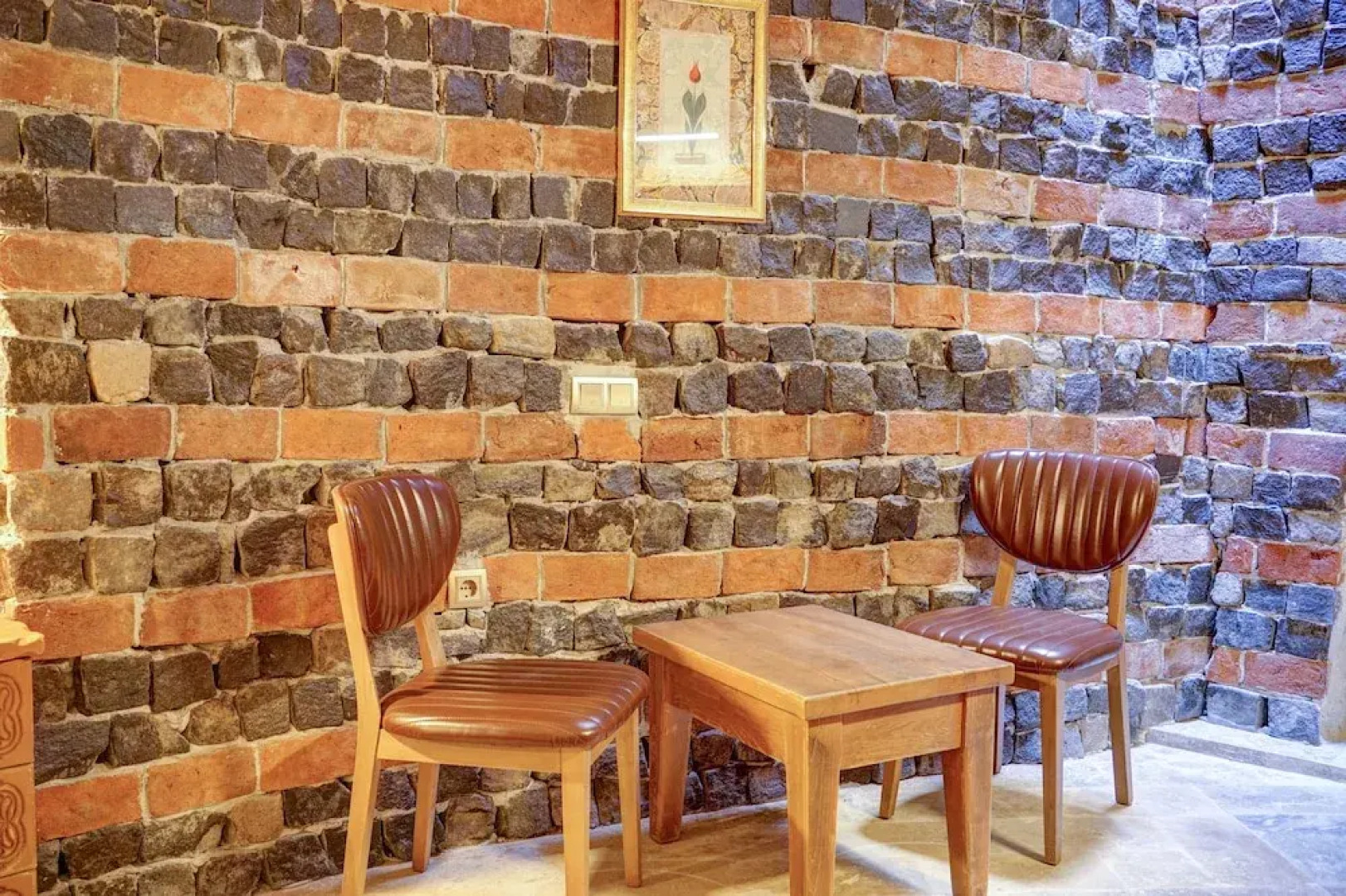 Nar-I Ask Cave Hotel