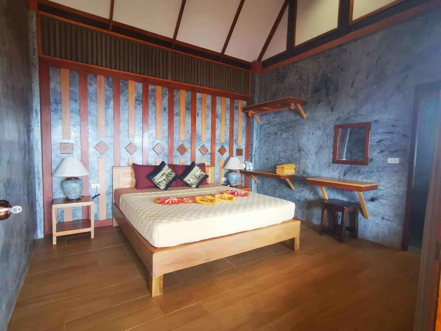 Phi Phi Relax Beach Resort