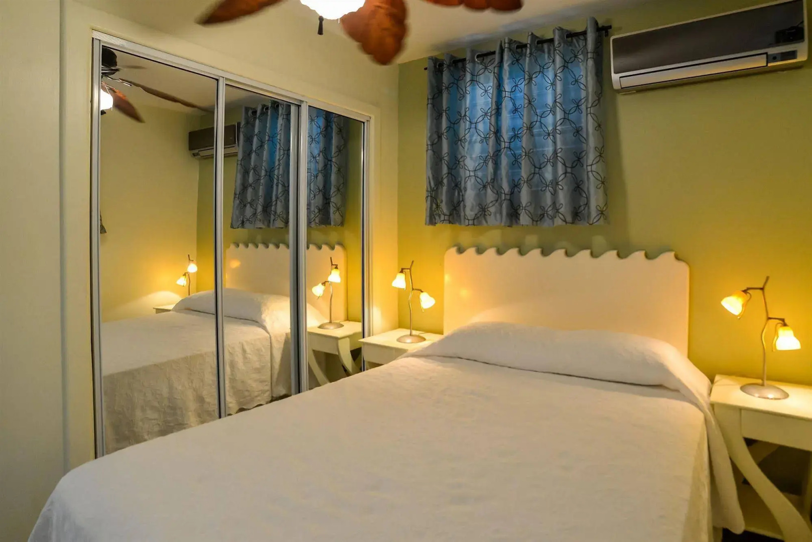 Lemontree Oceanfront Cottages