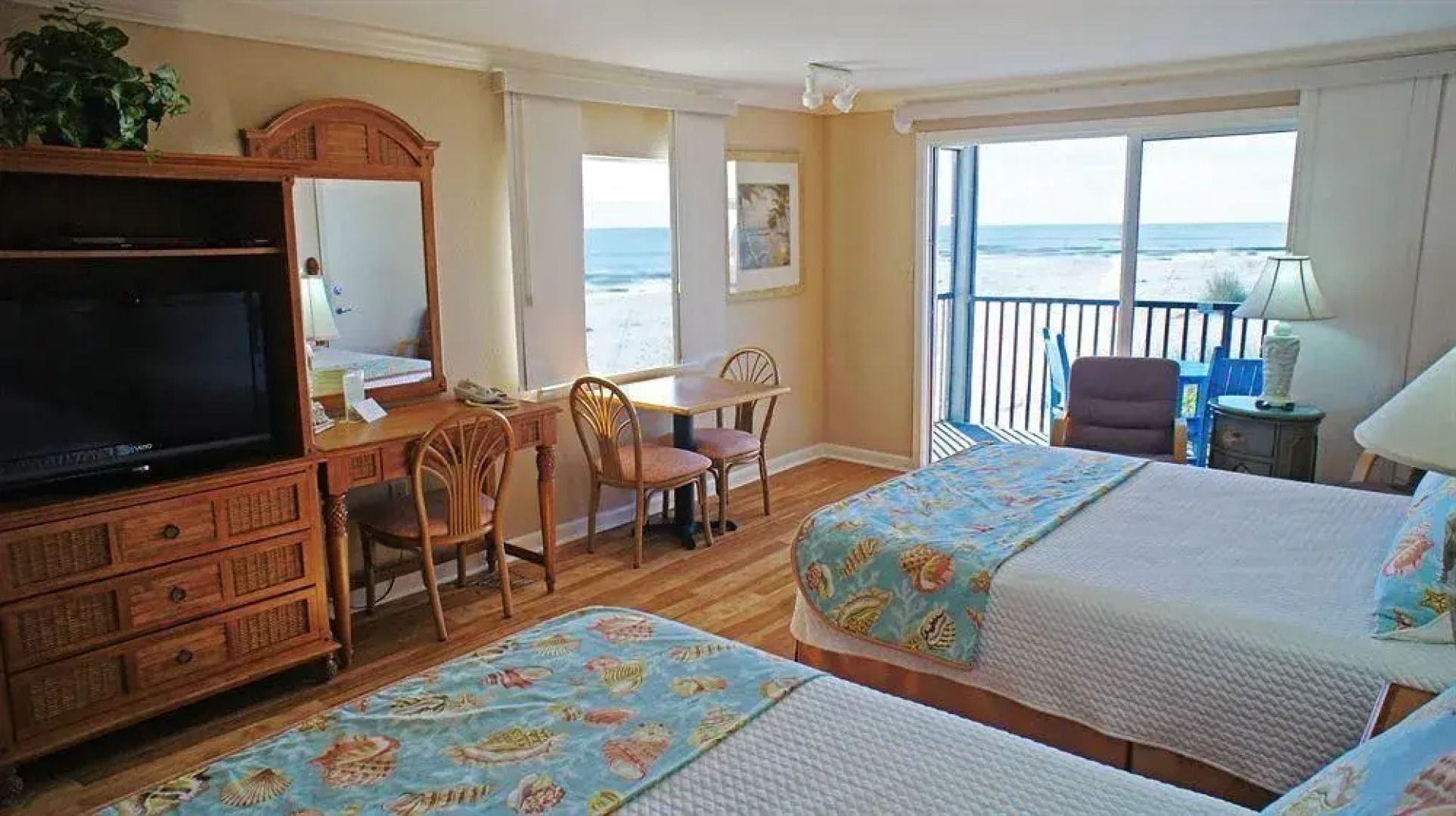 Shalimar Cottages And Motel