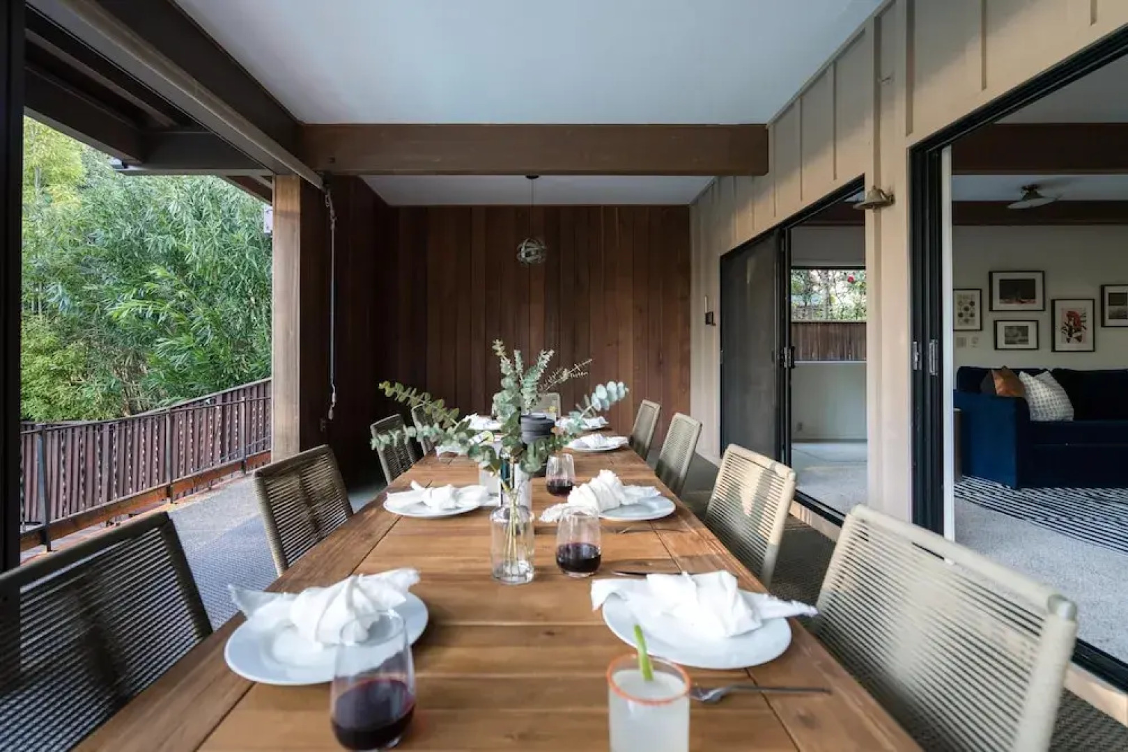 Rivendell - Spacious Home w Pool Arcade Games & Expansive Patio Santa Rosa