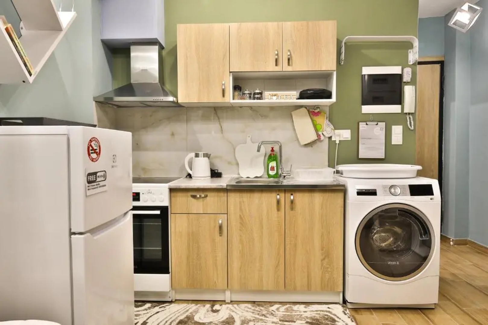 Apollo 3 - Luxury Apartment (City Center Studio)