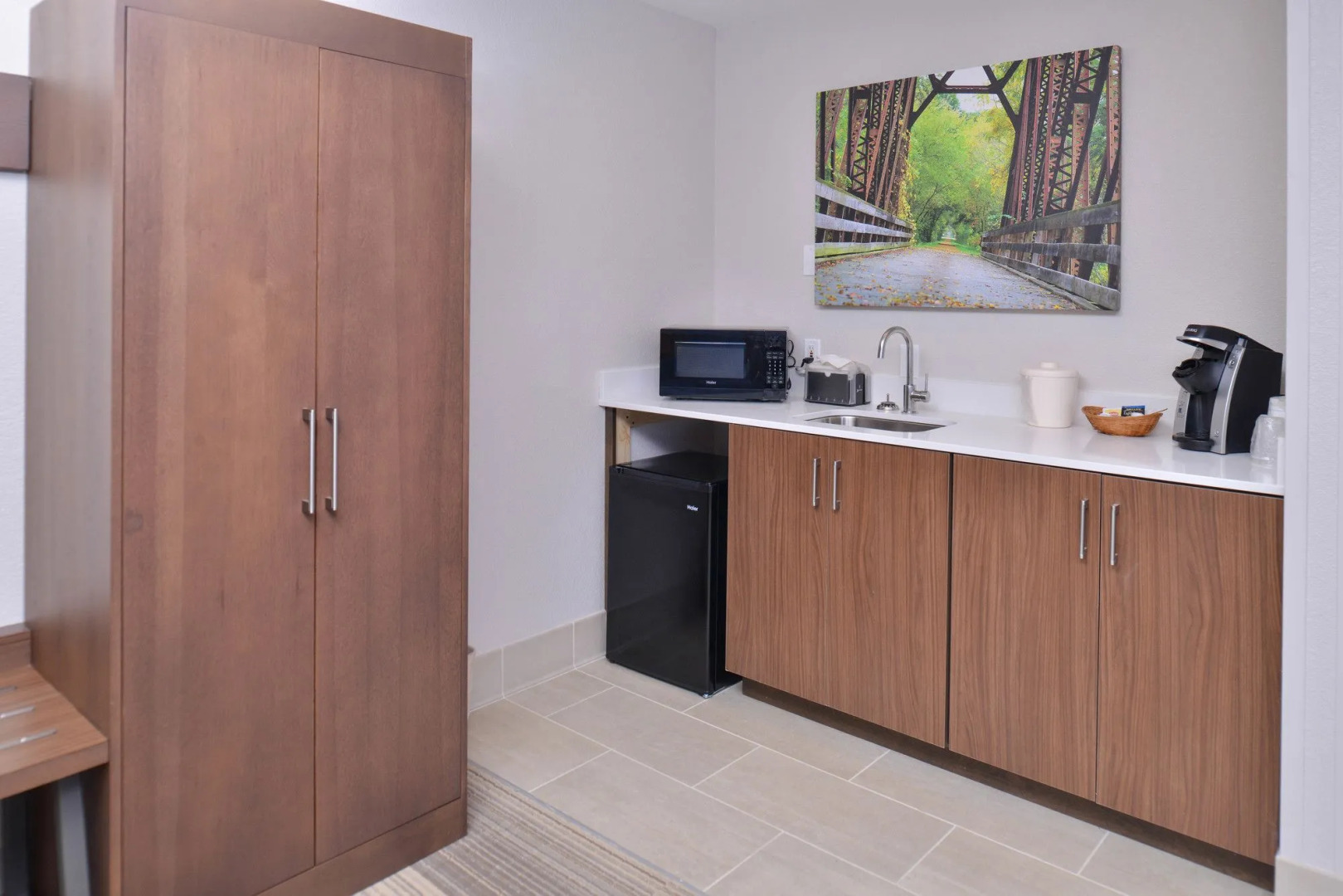 Holiday Inn Express and Suites Stevens Point by IHG