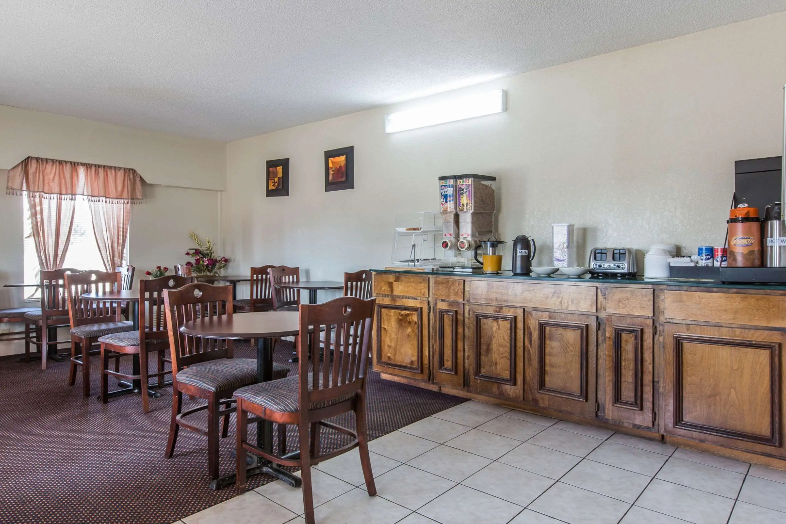 Rodeway Inn Marietta near Dobbins ARB