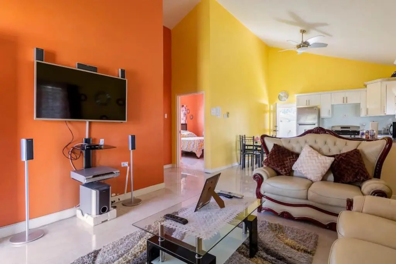 Cayman’s Luxury Estate VacayStay