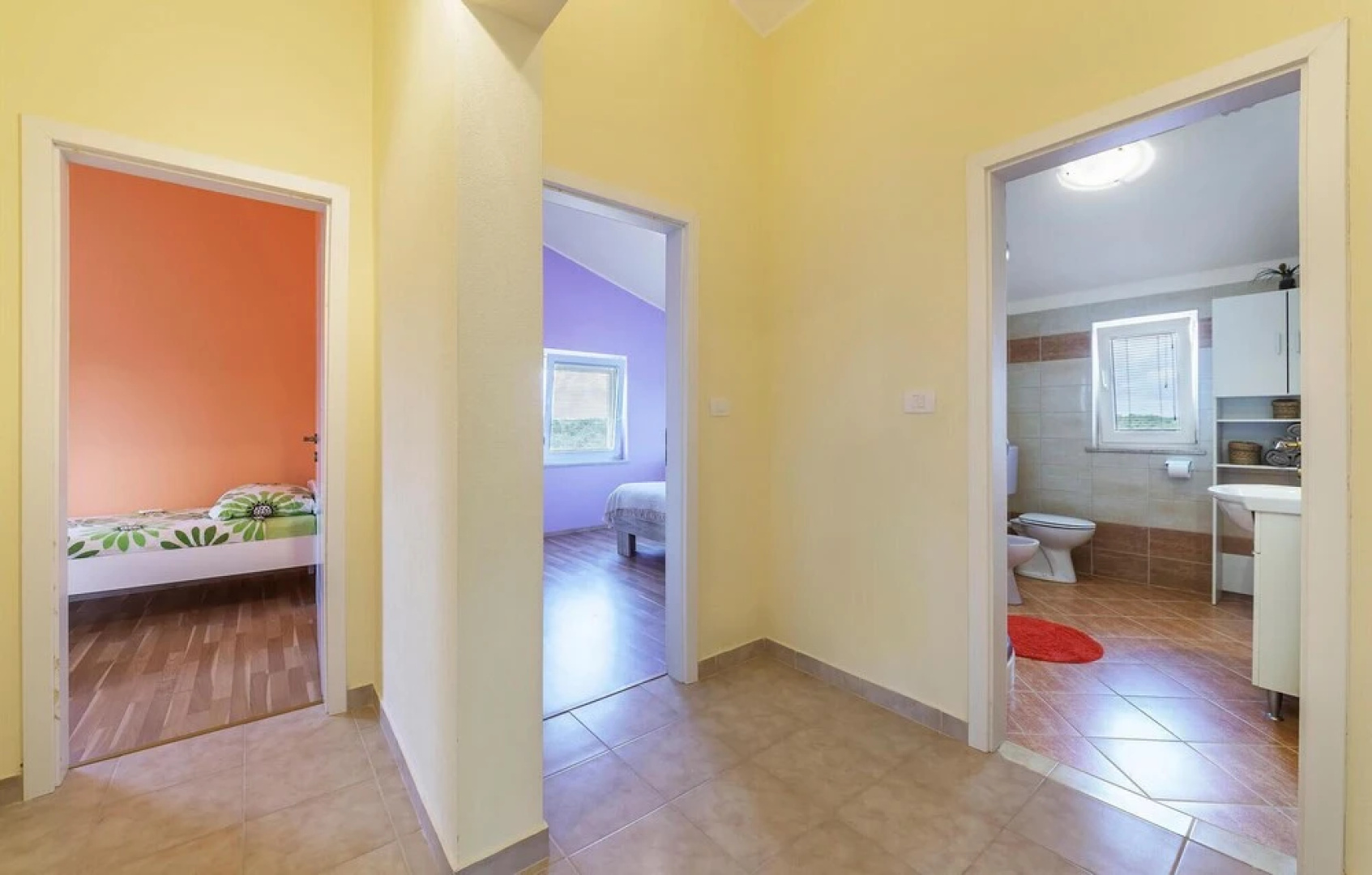Stunning Apartment in Muntic With 3 Bedrooms and Wifi