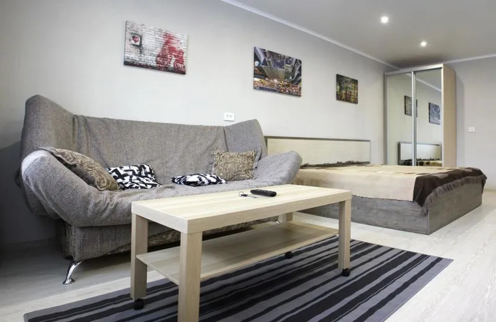 Апартаменты "Добрые Сутки" на Красноармейской 37