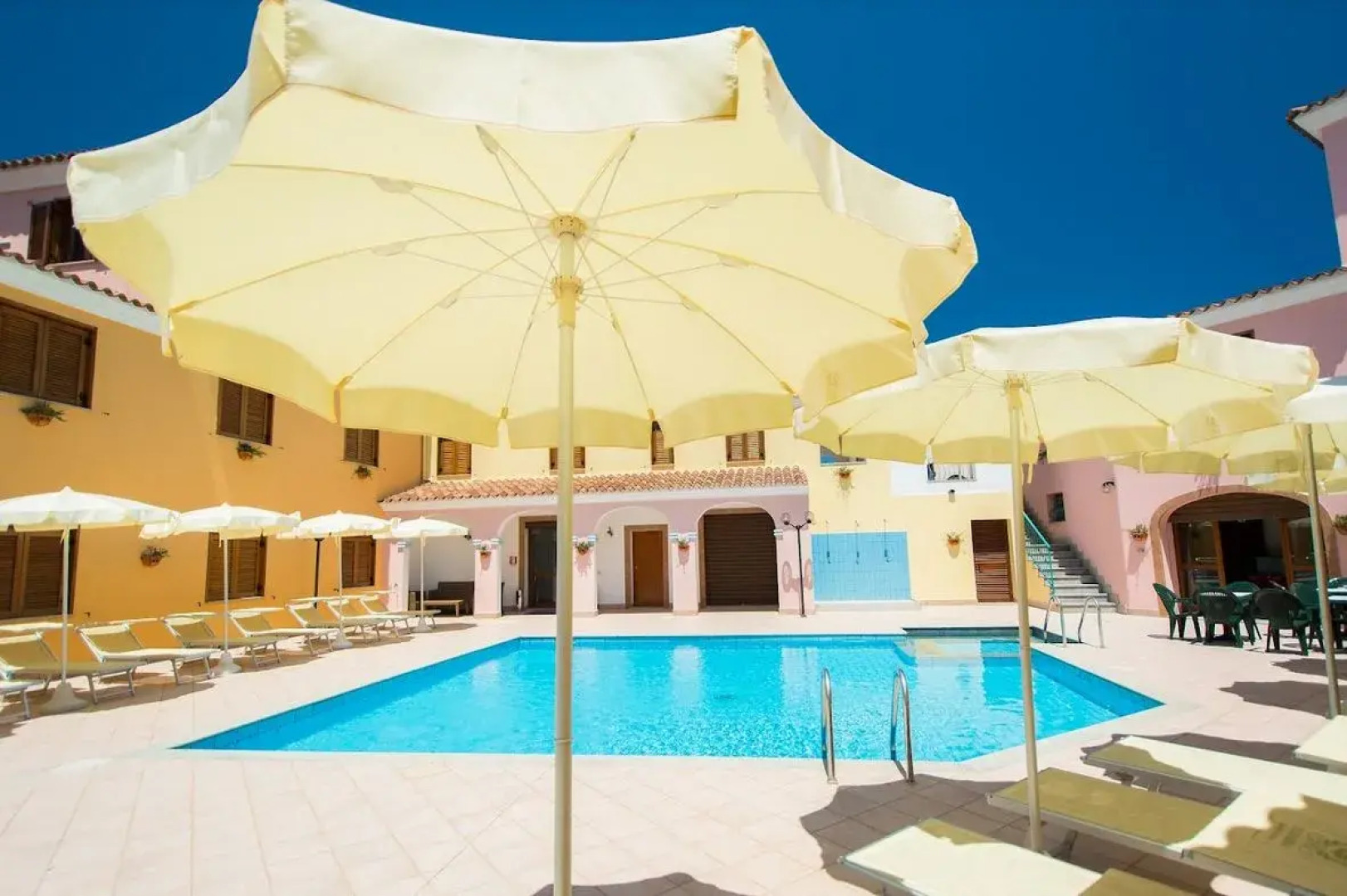 Cala Viola Residence con piscina