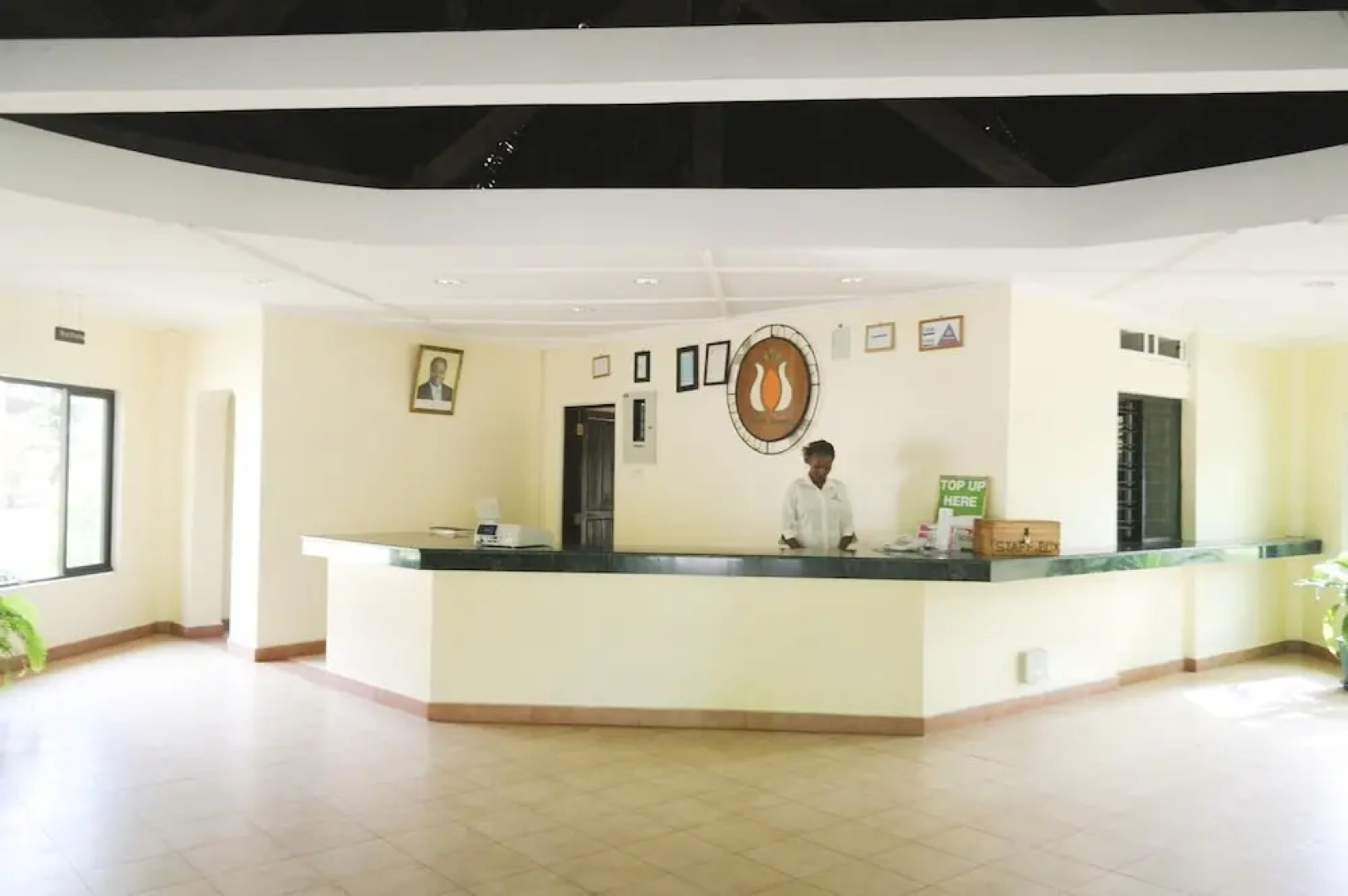 Jumuia Beach Resort Kanamai