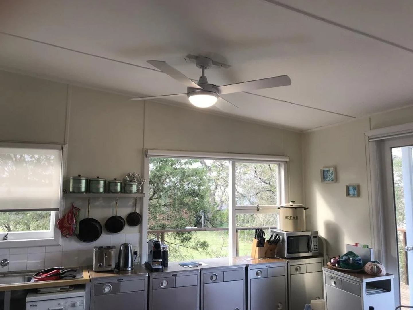 Hyams beach house - a secret treasure