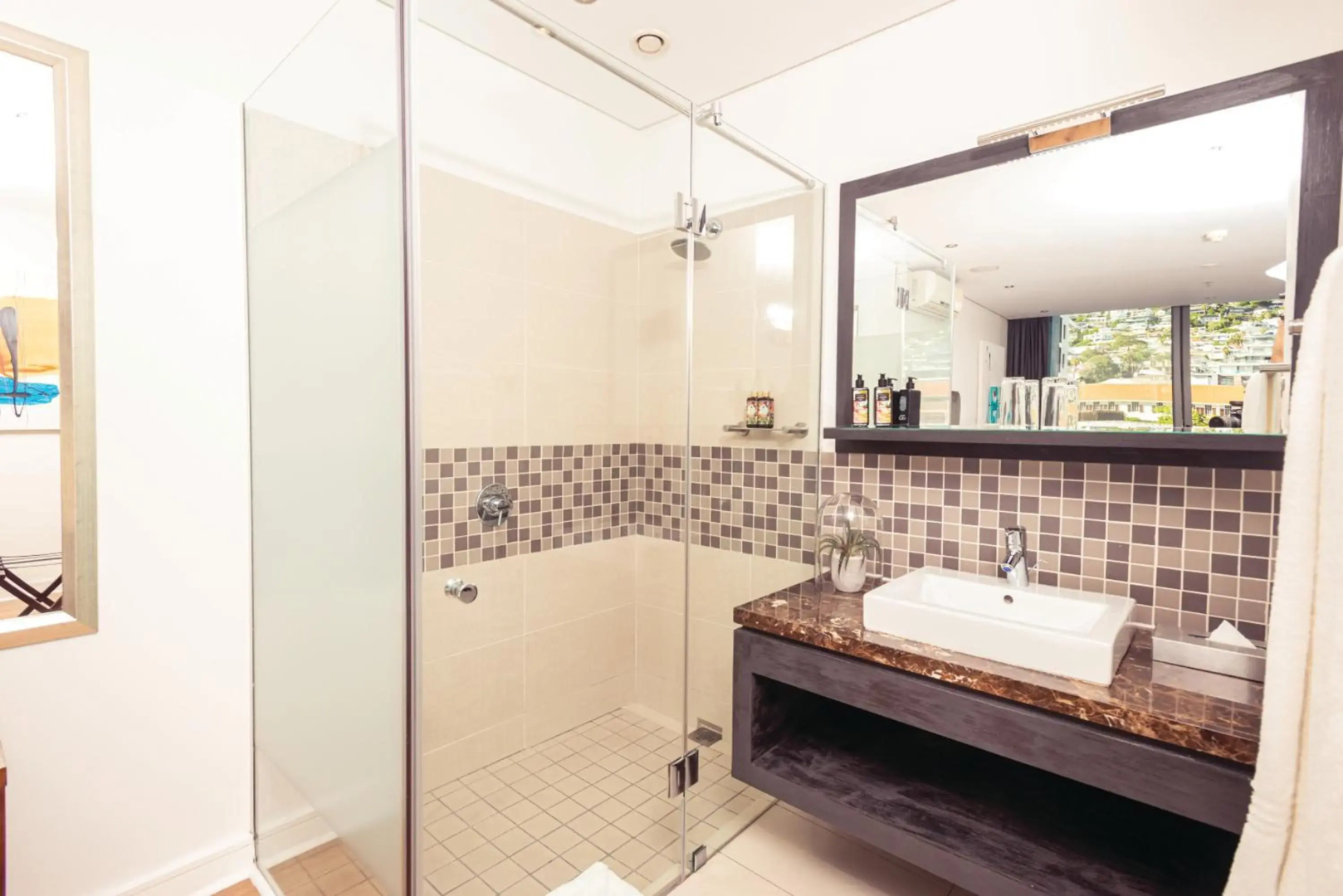 Newkings Boutique Hotel