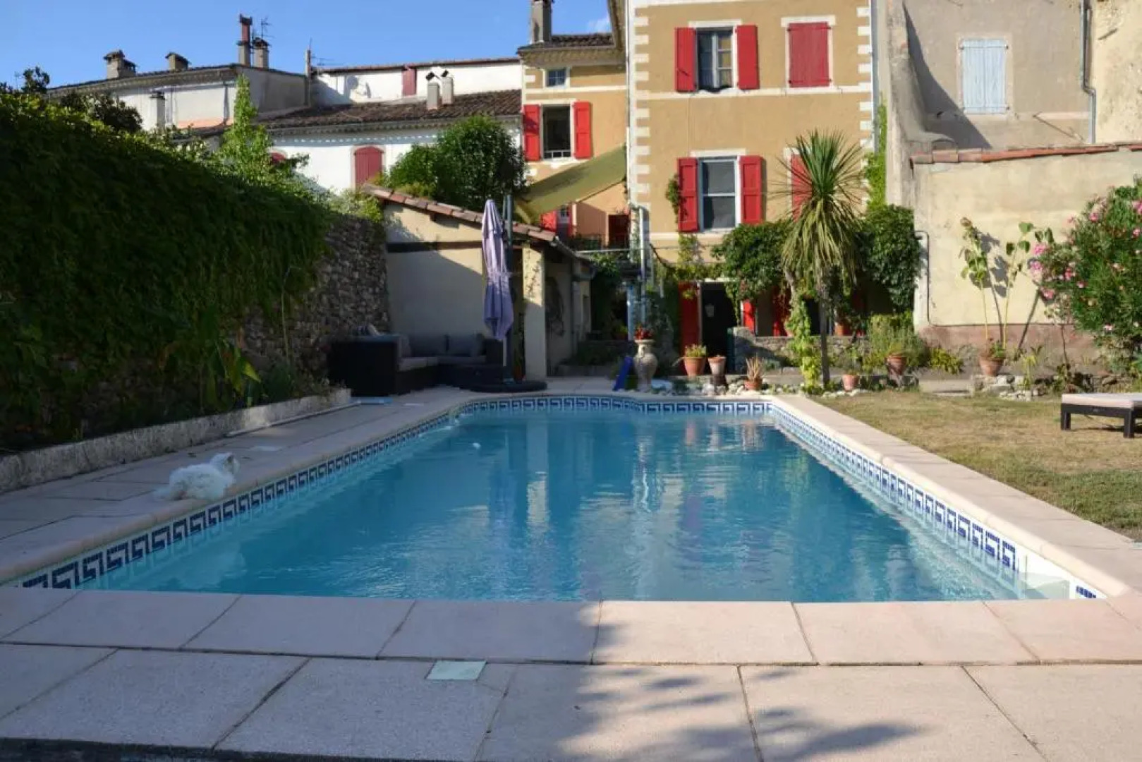 St Jean du Gard : Spacious Apartment with Use of Pool