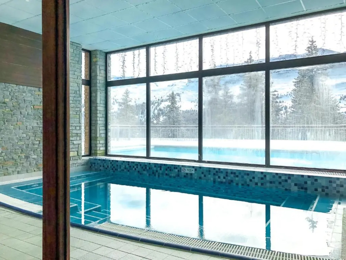 1-bed apartment in 5* Residence with mountain views, ski in, ski out