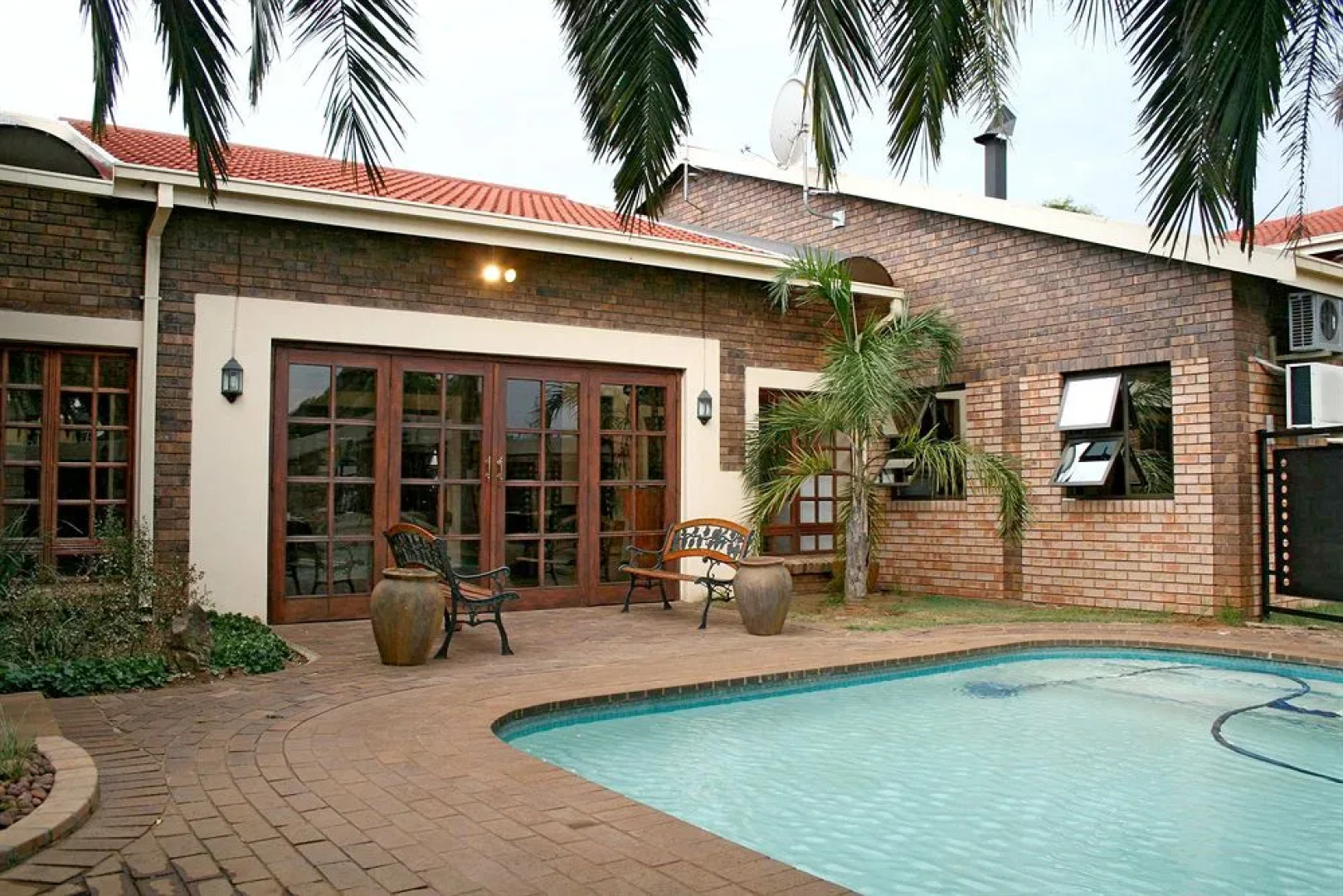 Europrime Boutique Hotel