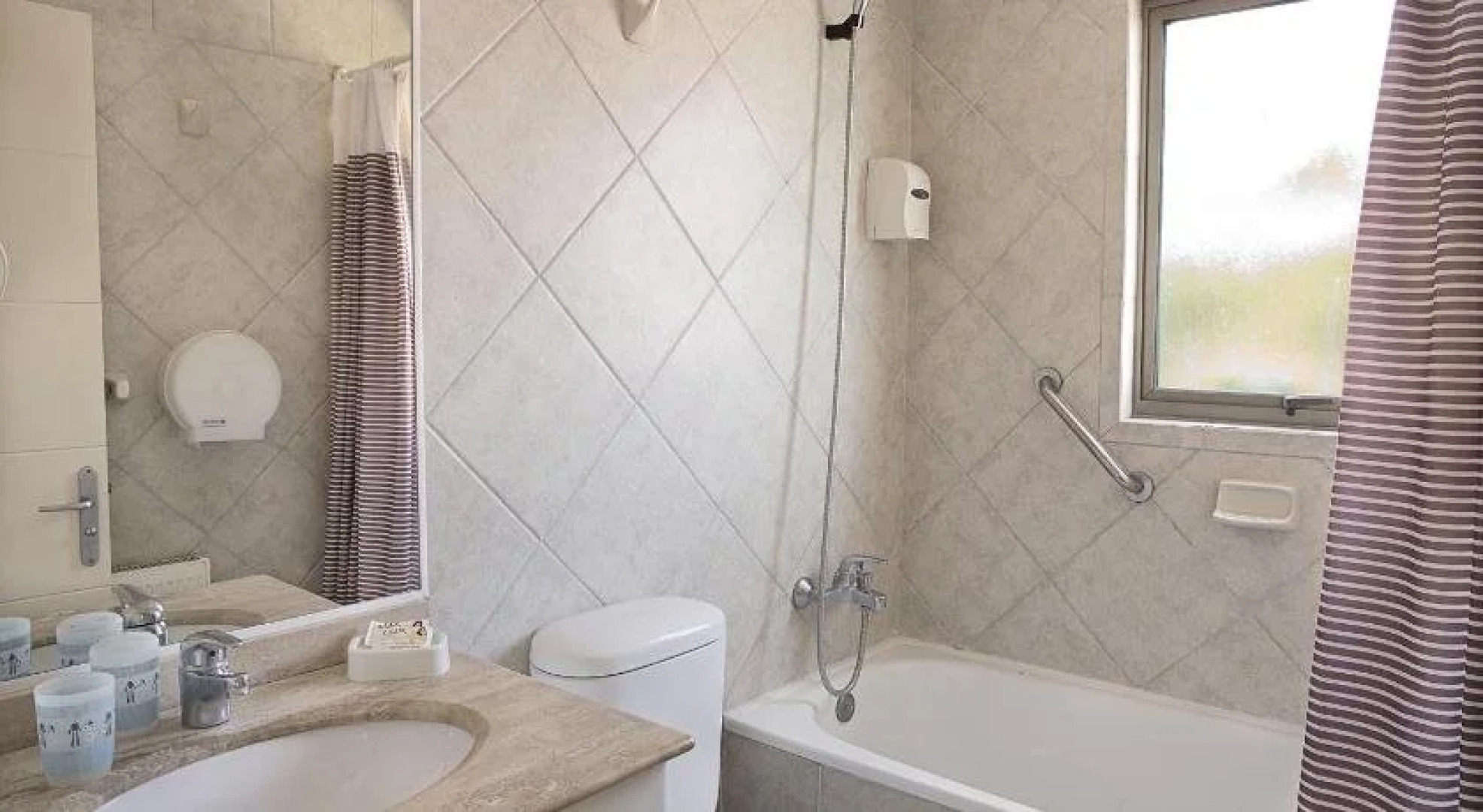 Apart Hotel Bahía Bonita